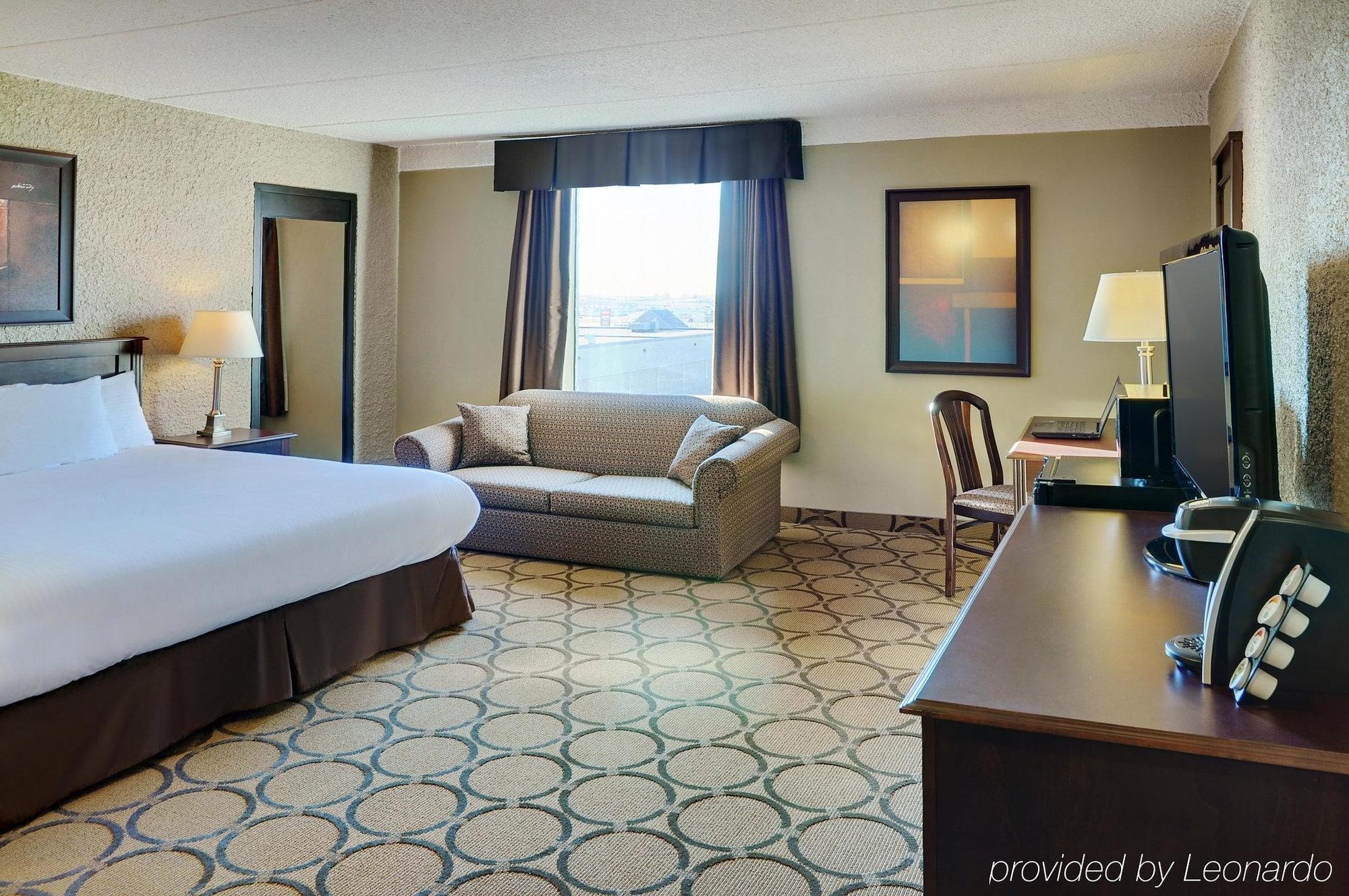 Radisson Hotel Fort St John Fort St. John ภายนอก รูปภาพ